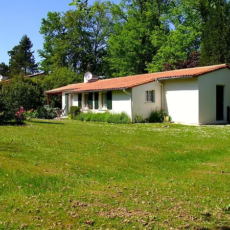 Campsite Village Le Chat 4*