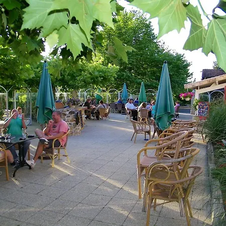 Campsite Village Le Chat 4*